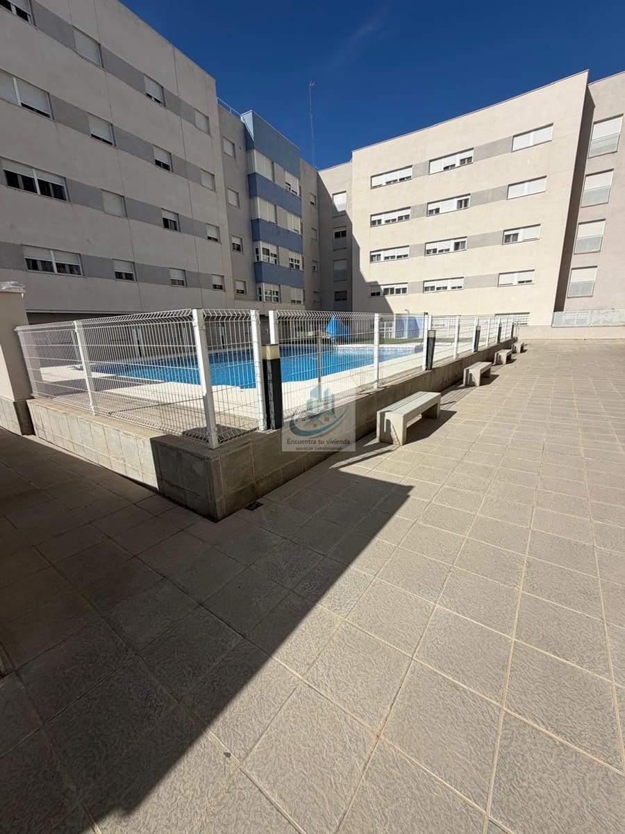 Piso de 3 habitaciones en San Fernando en venta con piscina garaje - 299.000 € (Ref: 10186178)