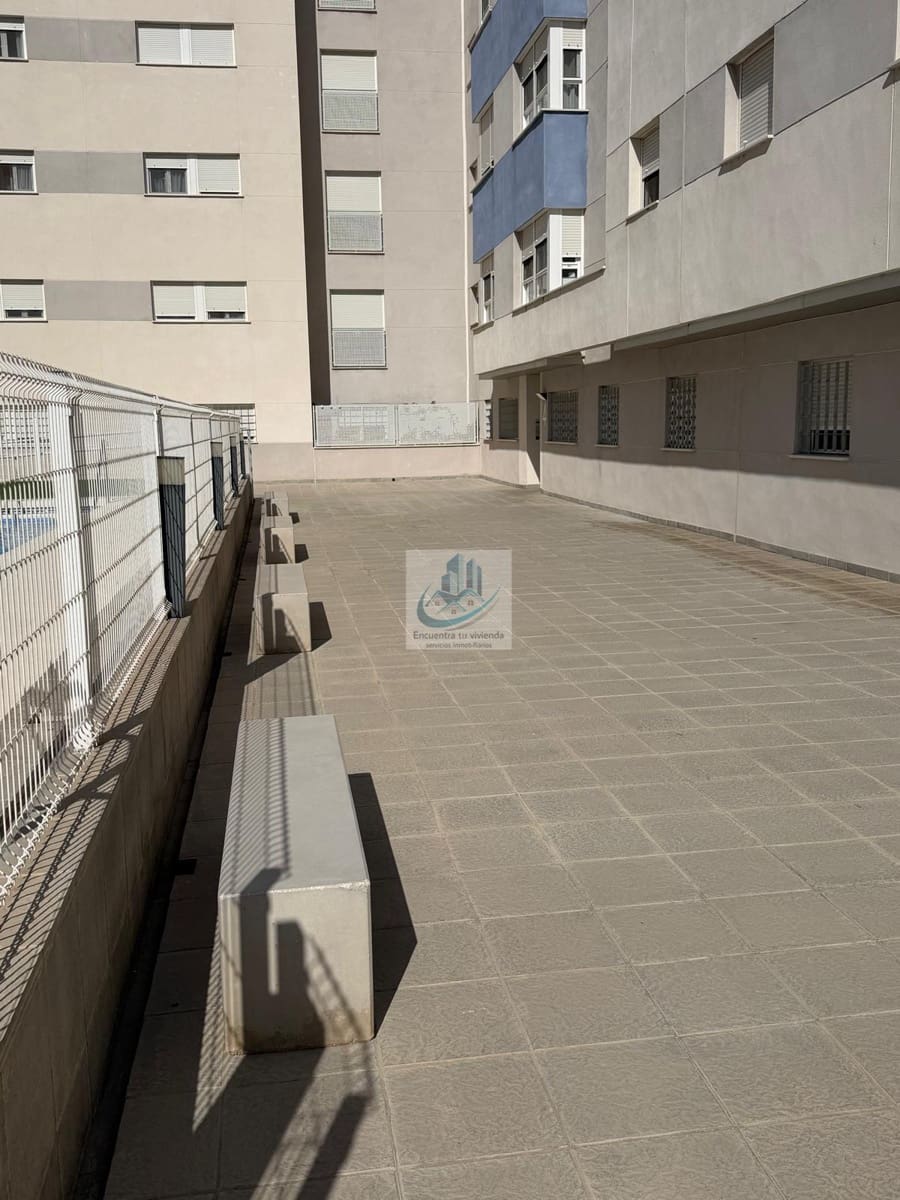 Piso de 3 habitaciones en San Fernando en venta con piscina garaje - 299.000 € (Ref: 10186178)