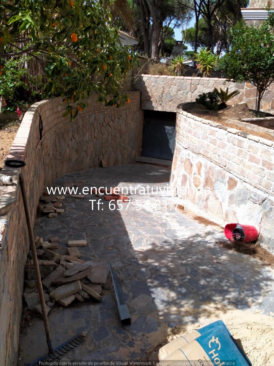 6 soveværelse Villa til salg i La Barrosa med swimmingpool garage - € 750.000 (Ref: 7716301)