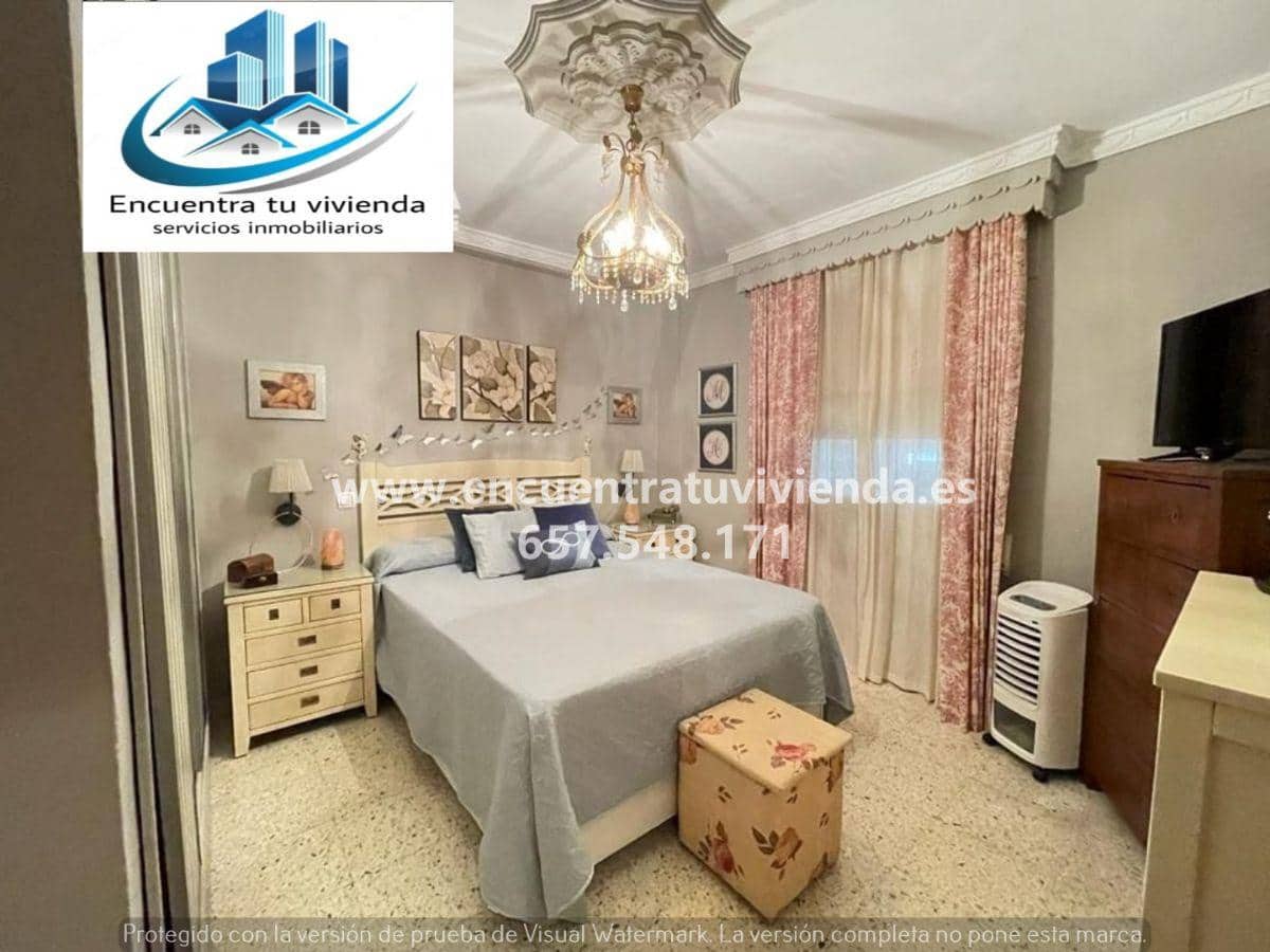 Piso de 4 habitaciones en San Fernando en venta - 189.000 € (Ref: 7716374)