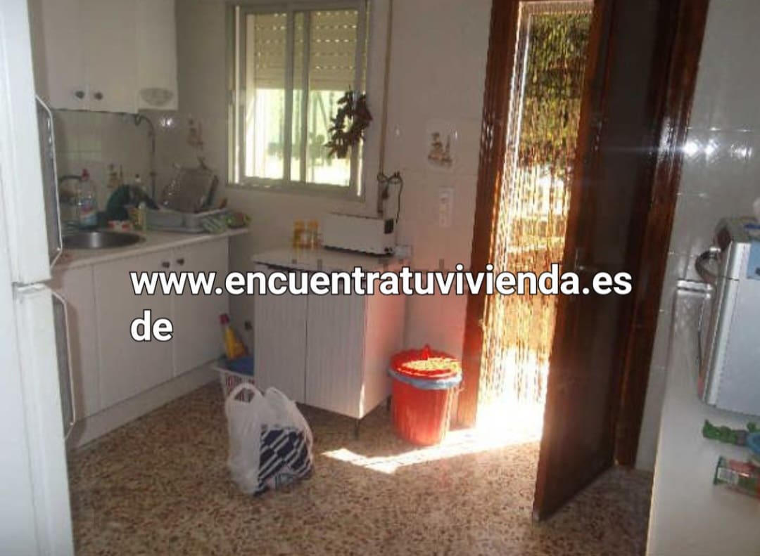 4 soverom Villa til salgs i Chiclana de la Frontera med svømmebasseng - € 300 000 (Ref: 7716409)