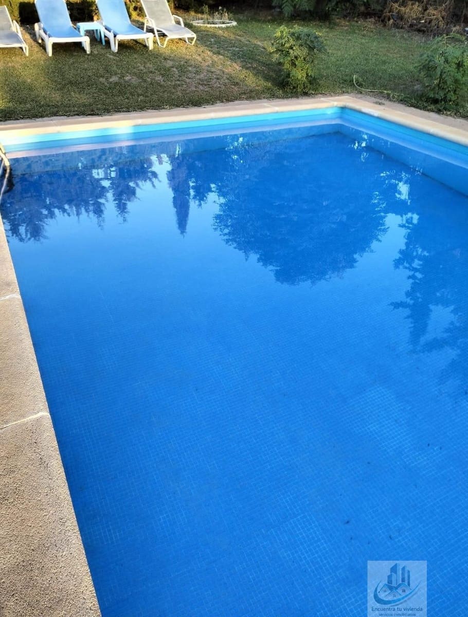 4 slaapkamer Villa te koop in Chiclana de la Frontera met zwembad - € 320.000 (Ref: 7716409)