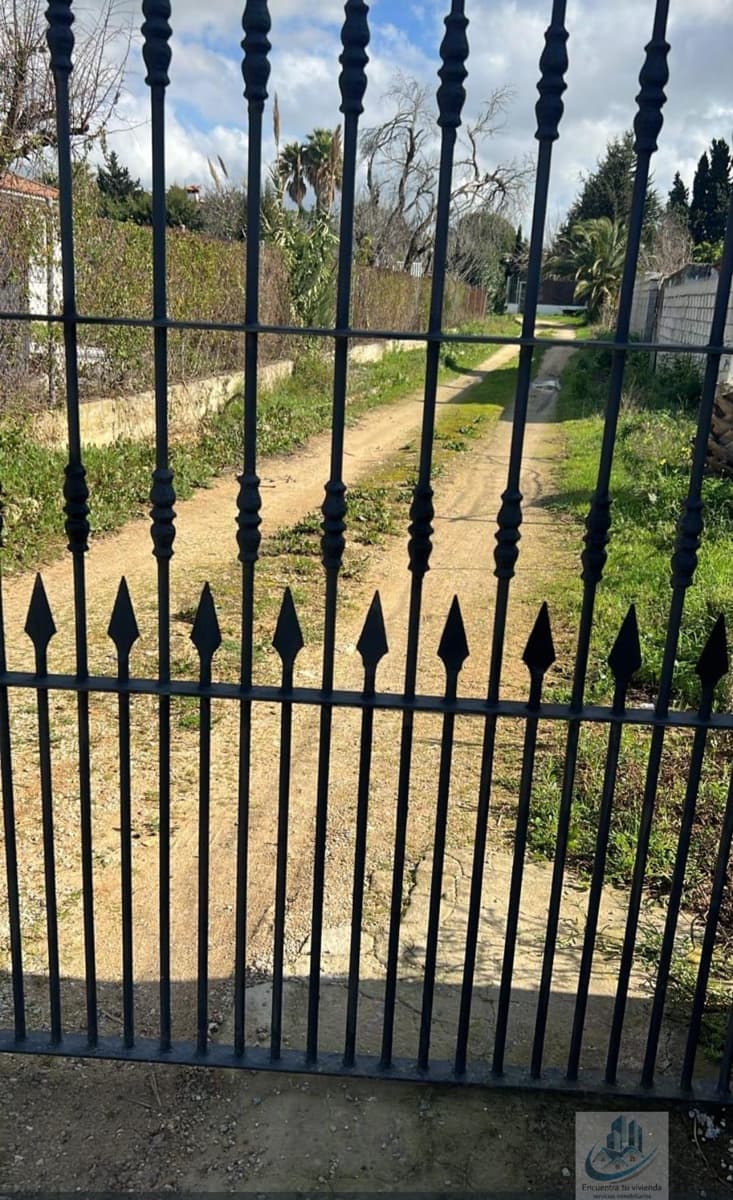 4 slaapkamer Villa te koop in Chiclana de la Frontera met zwembad - € 320.000 (Ref: 7716409)