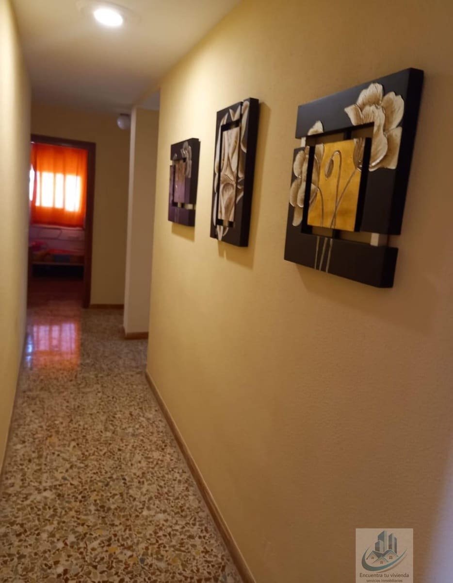 4 slaapkamer Villa te koop in Chiclana de la Frontera met zwembad - € 320.000 (Ref: 7716409)