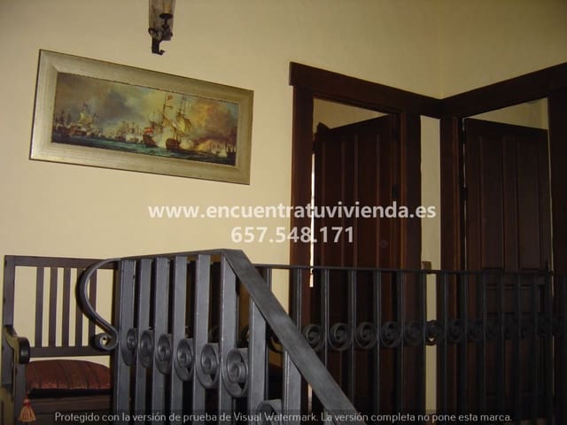 3 slaapkamer Halfvrijstaande villa te koop in Chiclana de la Frontera met garage - € 288.000 (Ref: 7734747)