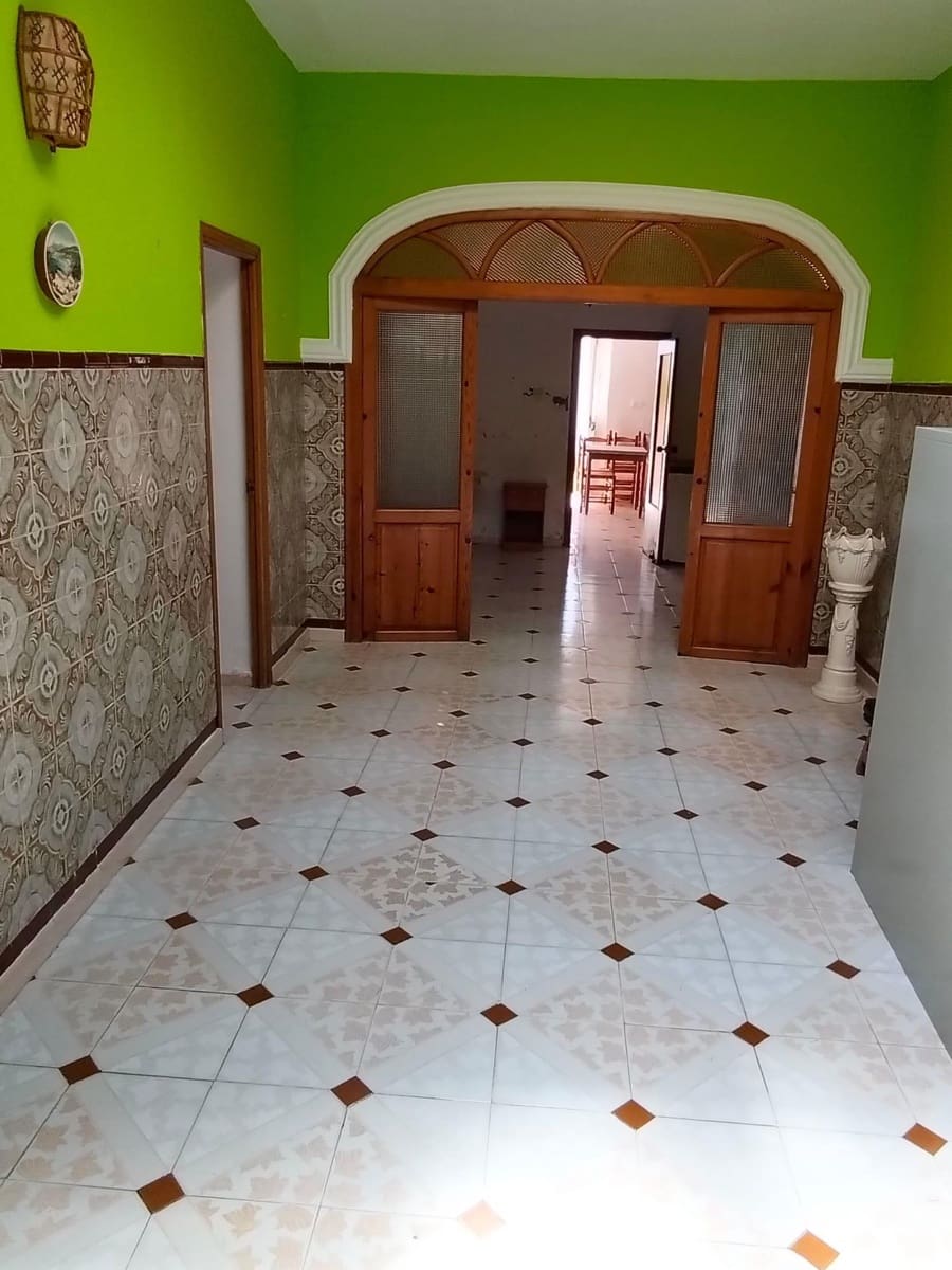 5 soveværelse Byhus til salg i San Fernando - € 259.900 (Ref: 7734755)