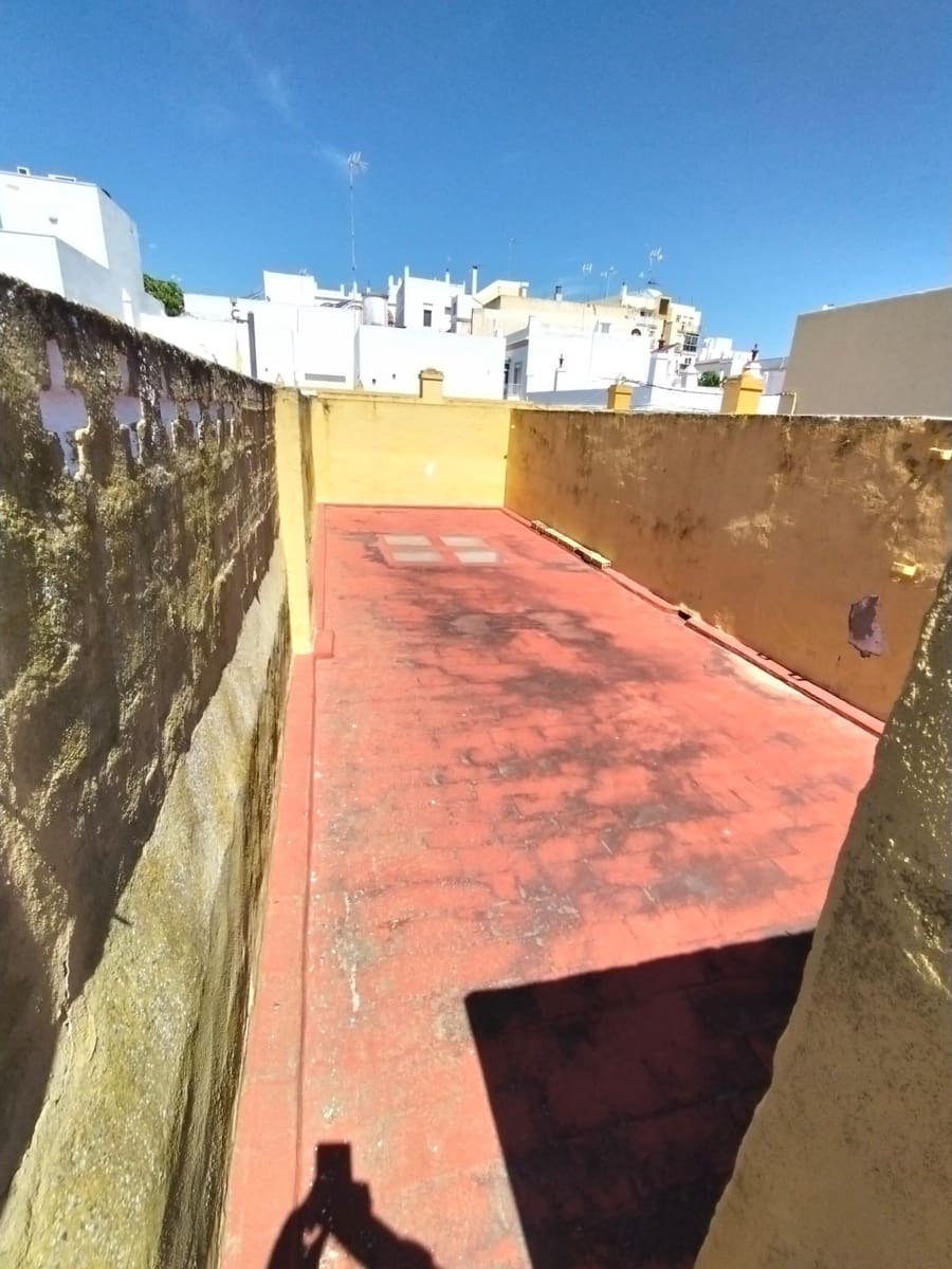 5 soveværelse Byhus til salg i San Fernando - € 259.900 (Ref: 7734755)