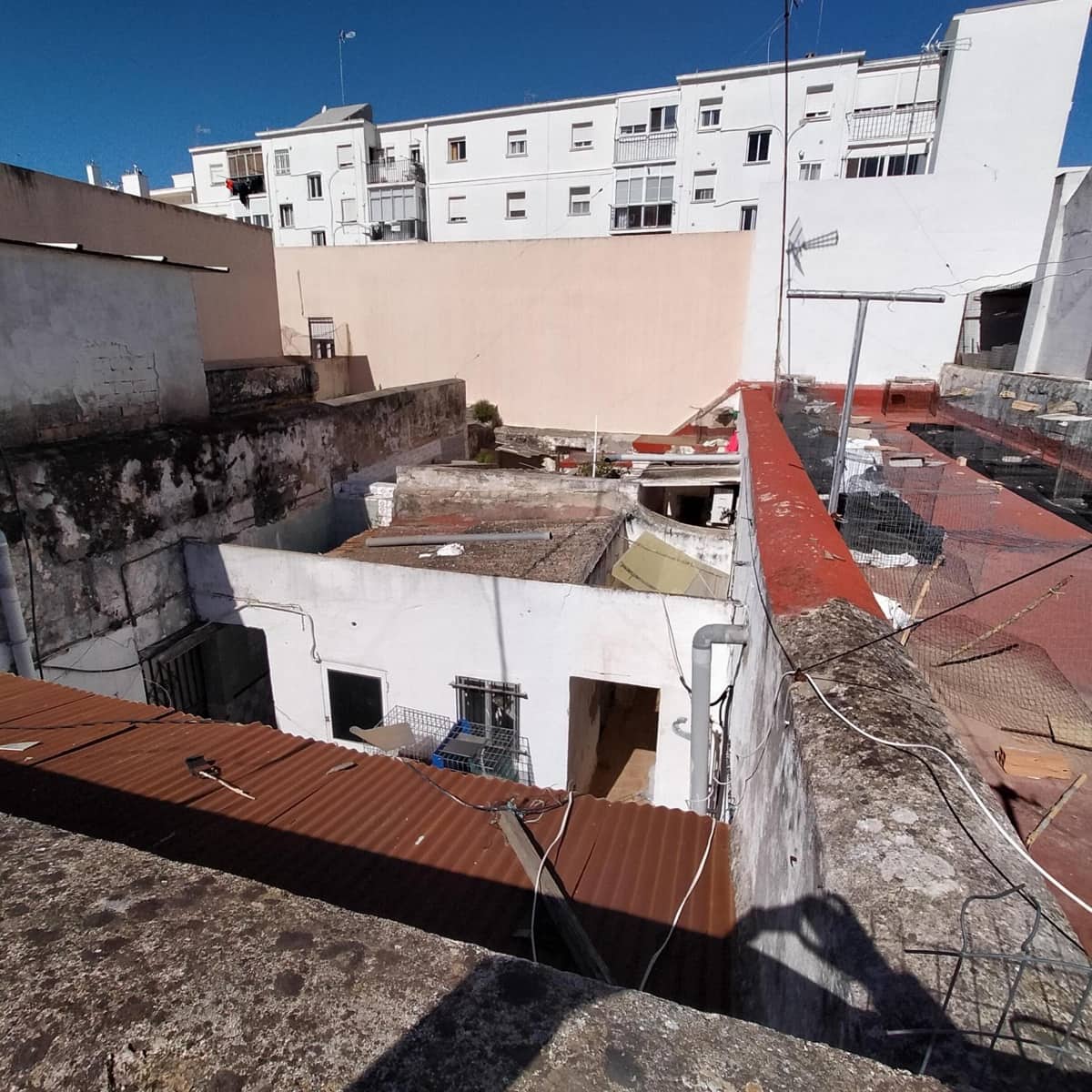 Ruin til salg i San Fernando - € 250.000 (Ref: 7734759)