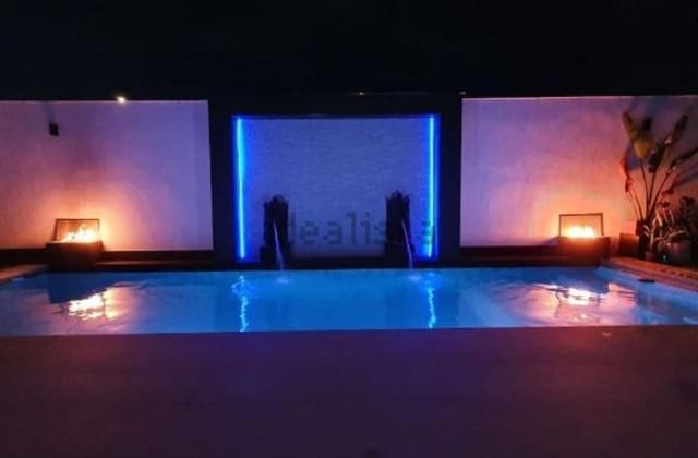 4 soveværelse Villa til salg i Puerto Real med swimmingpool garage - € 470.000 (Ref: 7885827)