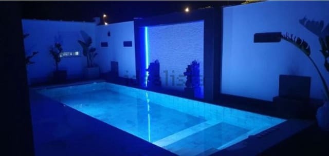 4 soveværelse Villa til salg i Puerto Real med swimmingpool garage - € 470.000 (Ref: 7885827)