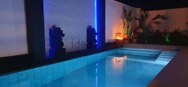 4 soveværelse Villa til salg i Puerto Real med swimmingpool garage - € 470.000 (Ref: 7885827)