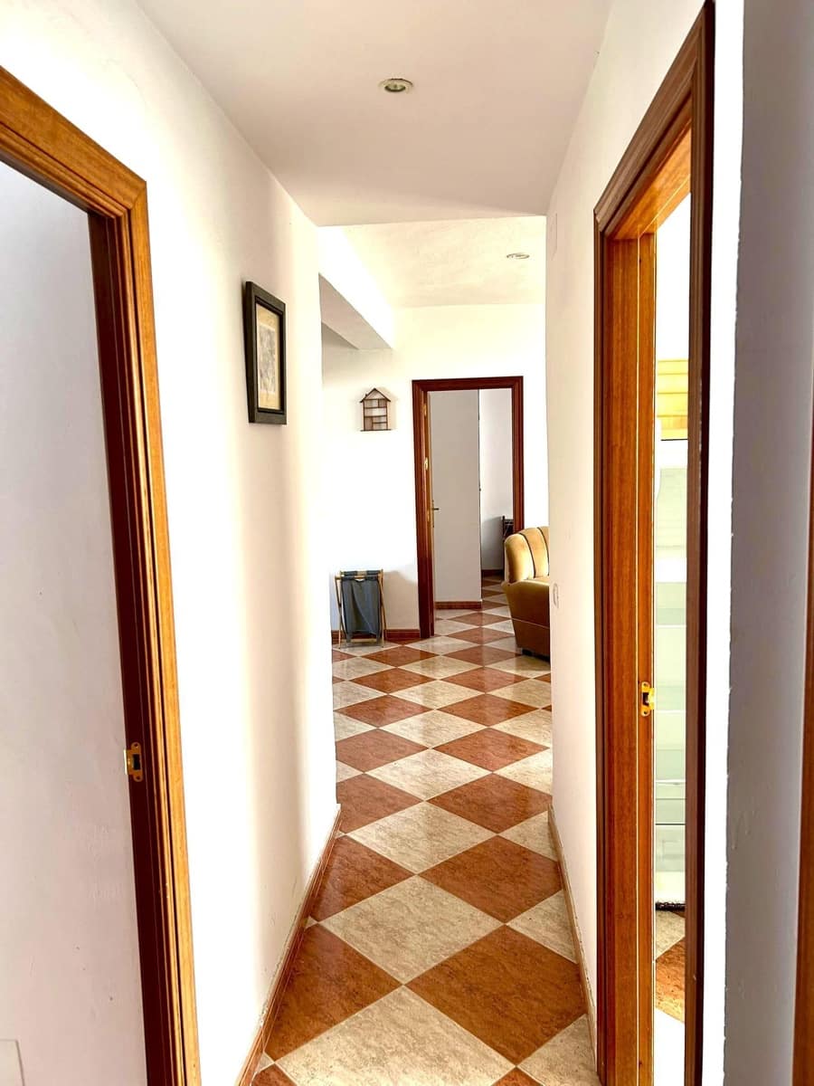 4 chambre Appartement à vendre à San Fernando - 135 000 € (Ref: 7987762)