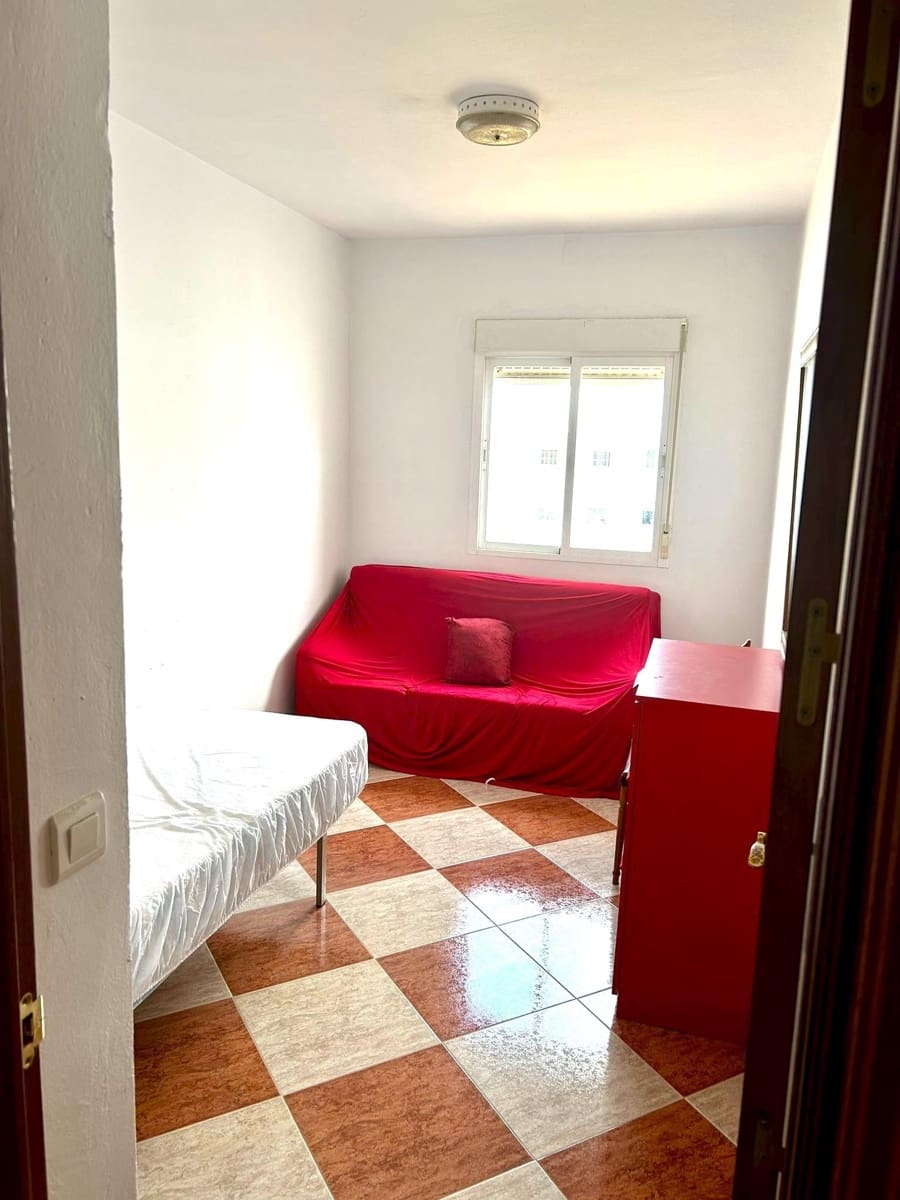 4 chambre Appartement à vendre à San Fernando - 135 000 € (Ref: 7987762)