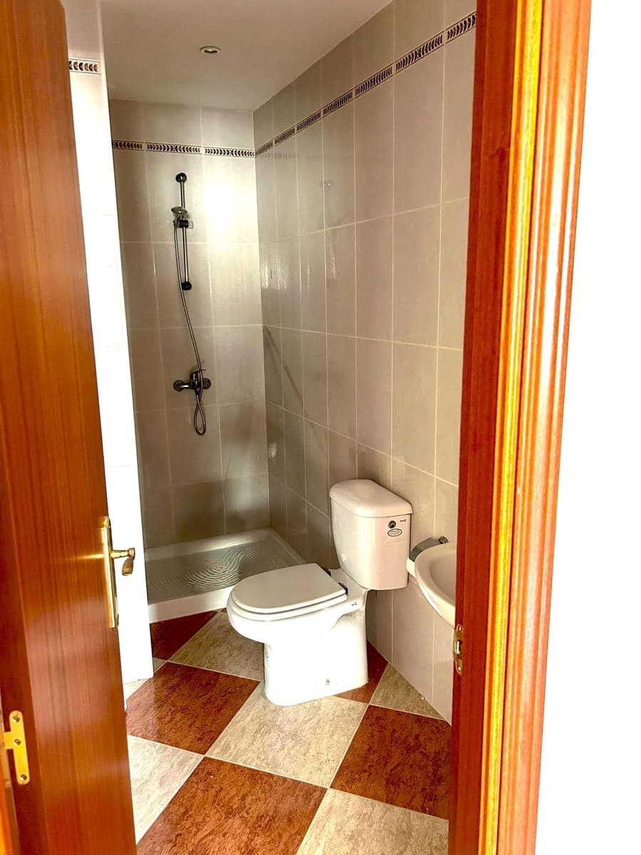 4 chambre Appartement à vendre à San Fernando - 135 000 € (Ref: 7987762)