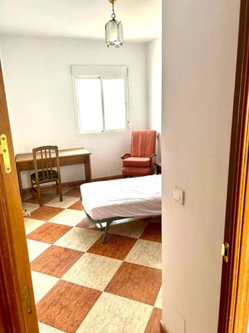 4 chambre Appartement à vendre à San Fernando - 135 000 € (Ref: 7987762)