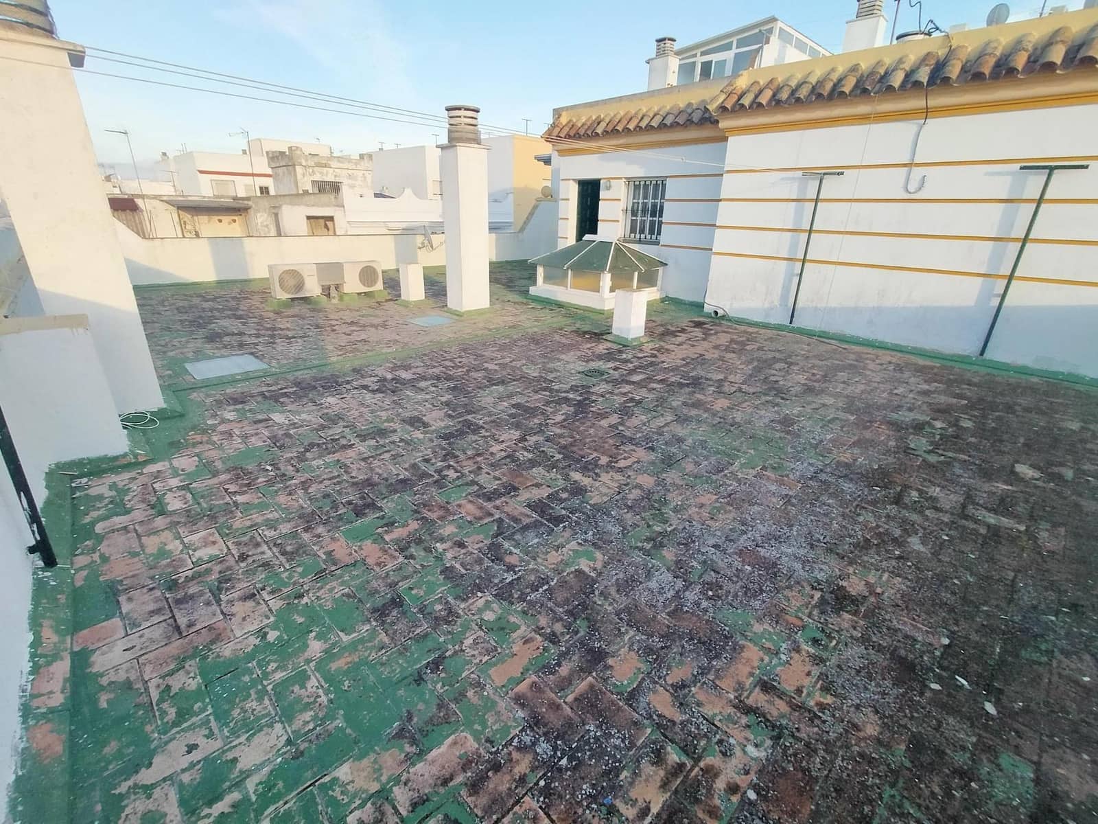 5 soveværelse Villa til salg i Chiclana de la Frontera med garage - € 550.000 (Ref: 8304566)