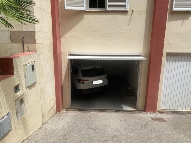 5 soveværelse Villa til salg i Sotogrande Costa, San Roque med swimmingpool garage - € 425.000 (Ref: 8535701)