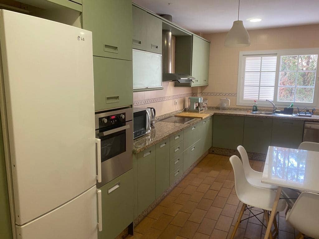 5 soveværelse Villa til salg i Sotogrande med swimmingpool garage - € 425.000 (Ref: 8535701)