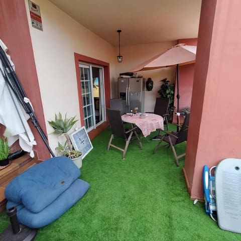 5 soveværelse Villa til salg i Sotogrande Costa, San Roque med swimmingpool garage - € 425.000 (Ref: 8535701)