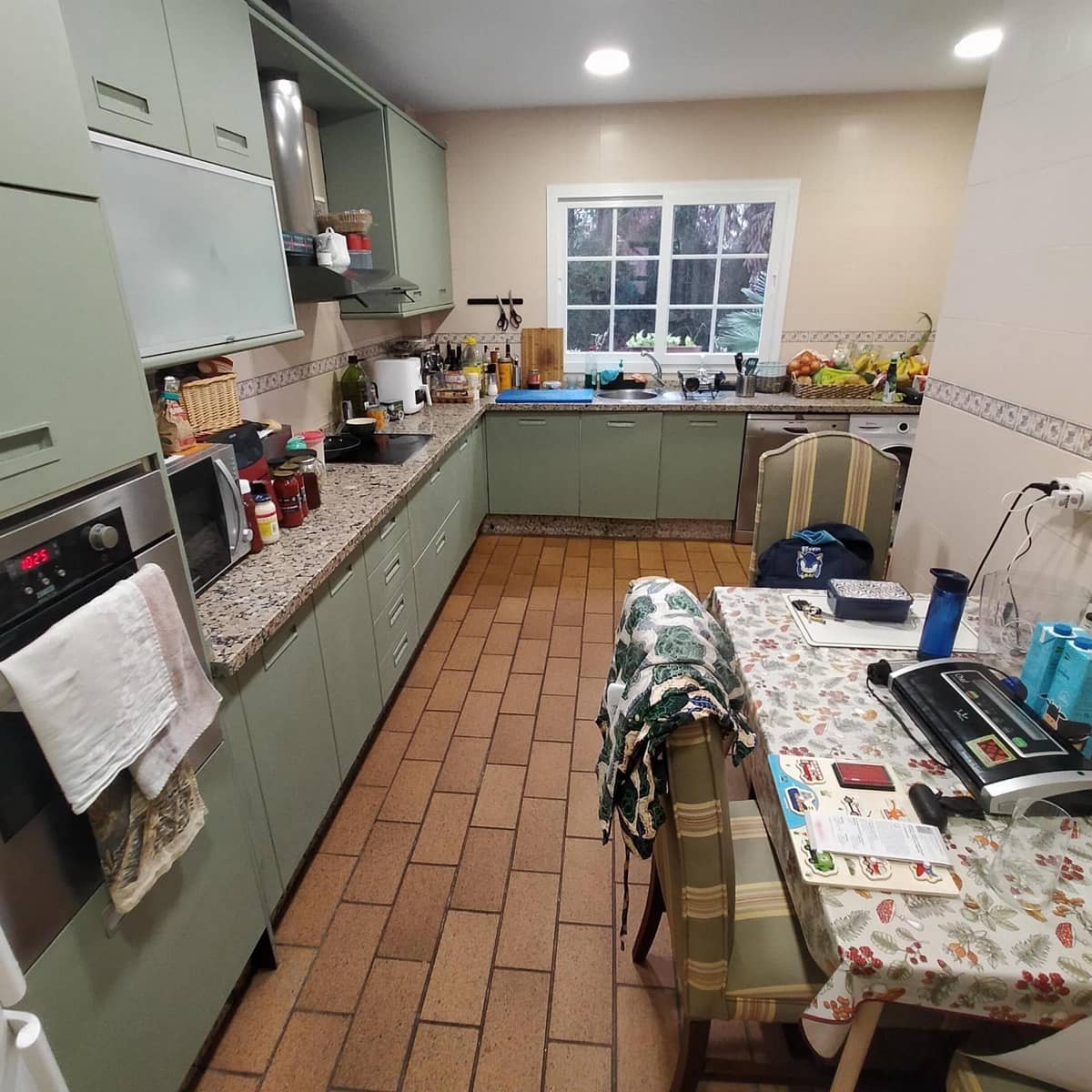 5 soveværelse Villa til salg i Sotogrande med swimmingpool garage - € 425.000 (Ref: 8535701)