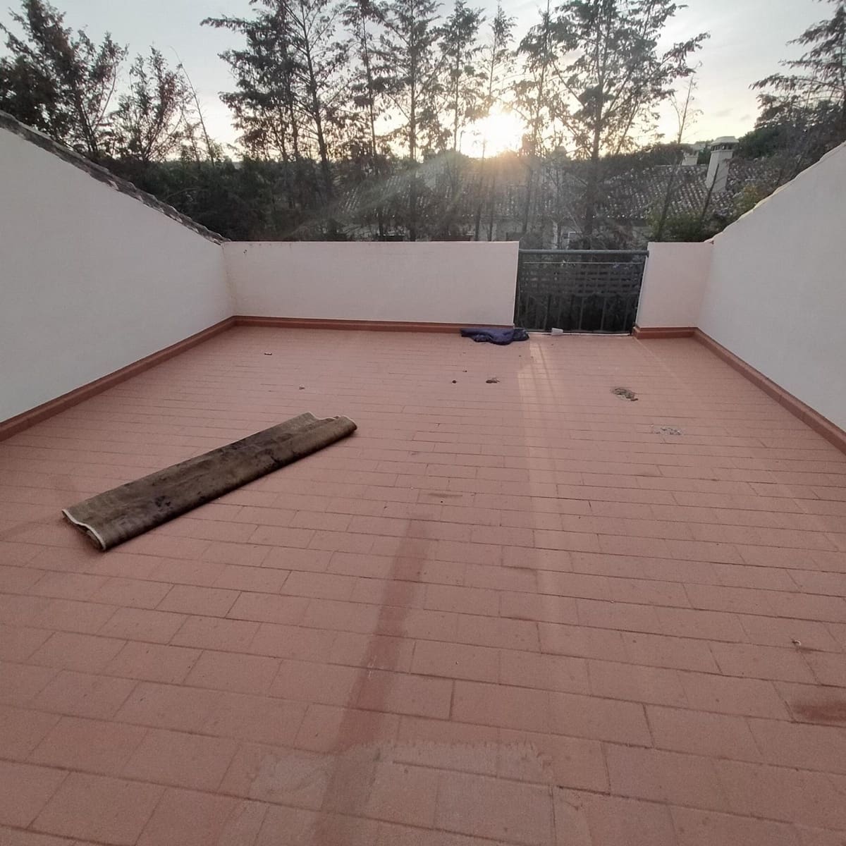 5 soveværelse Villa til salg i Sotogrande med swimmingpool garage - € 425.000 (Ref: 8535701)