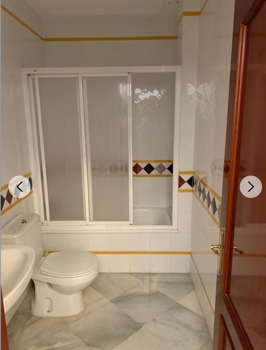 3 quarto Moradia para venda em Chiclana de la Frontera com garagem - 297 000 € (Ref: 8577929)