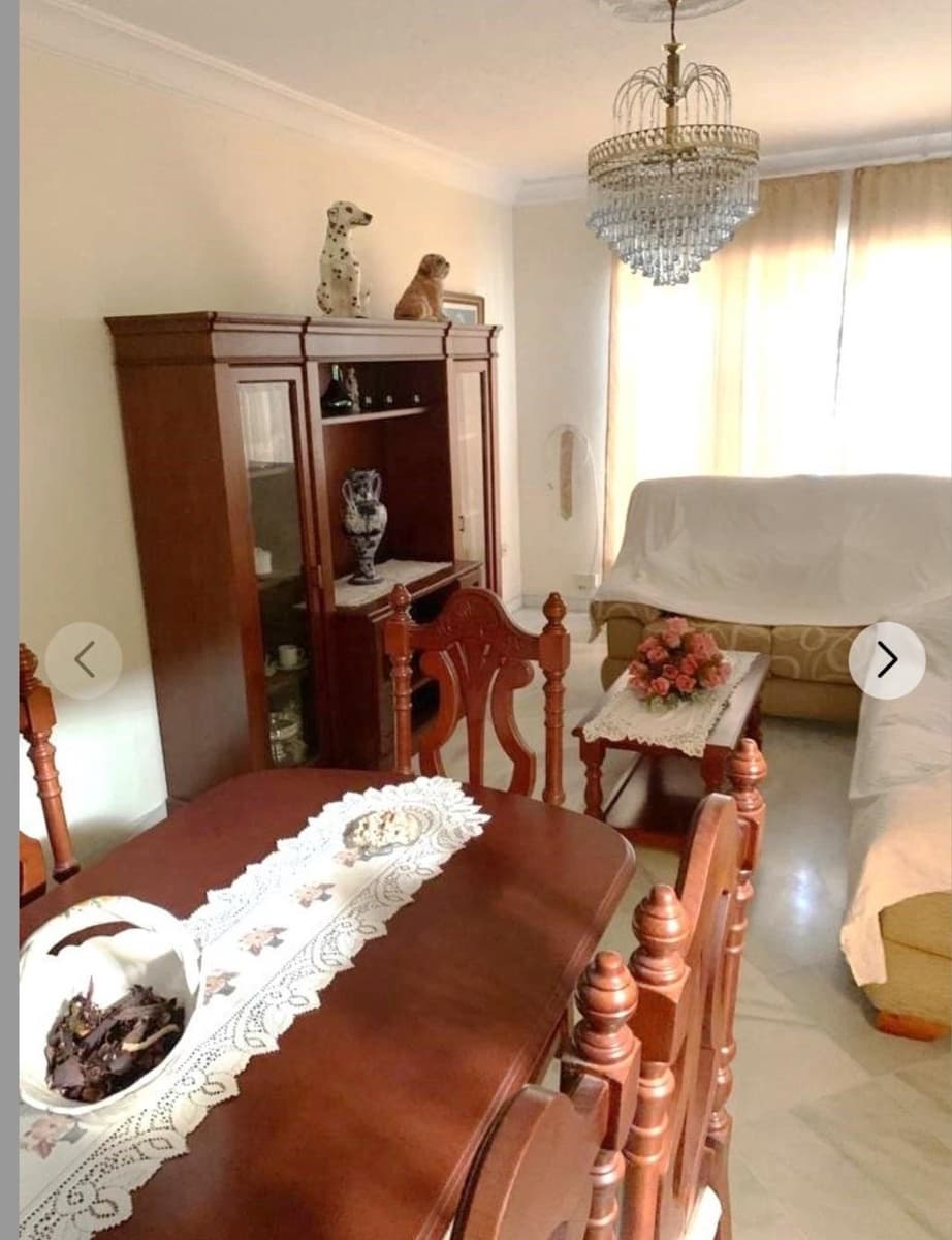 3 quarto Moradia para venda em Chiclana de la Frontera com garagem - 297 000 € (Ref: 8577929)