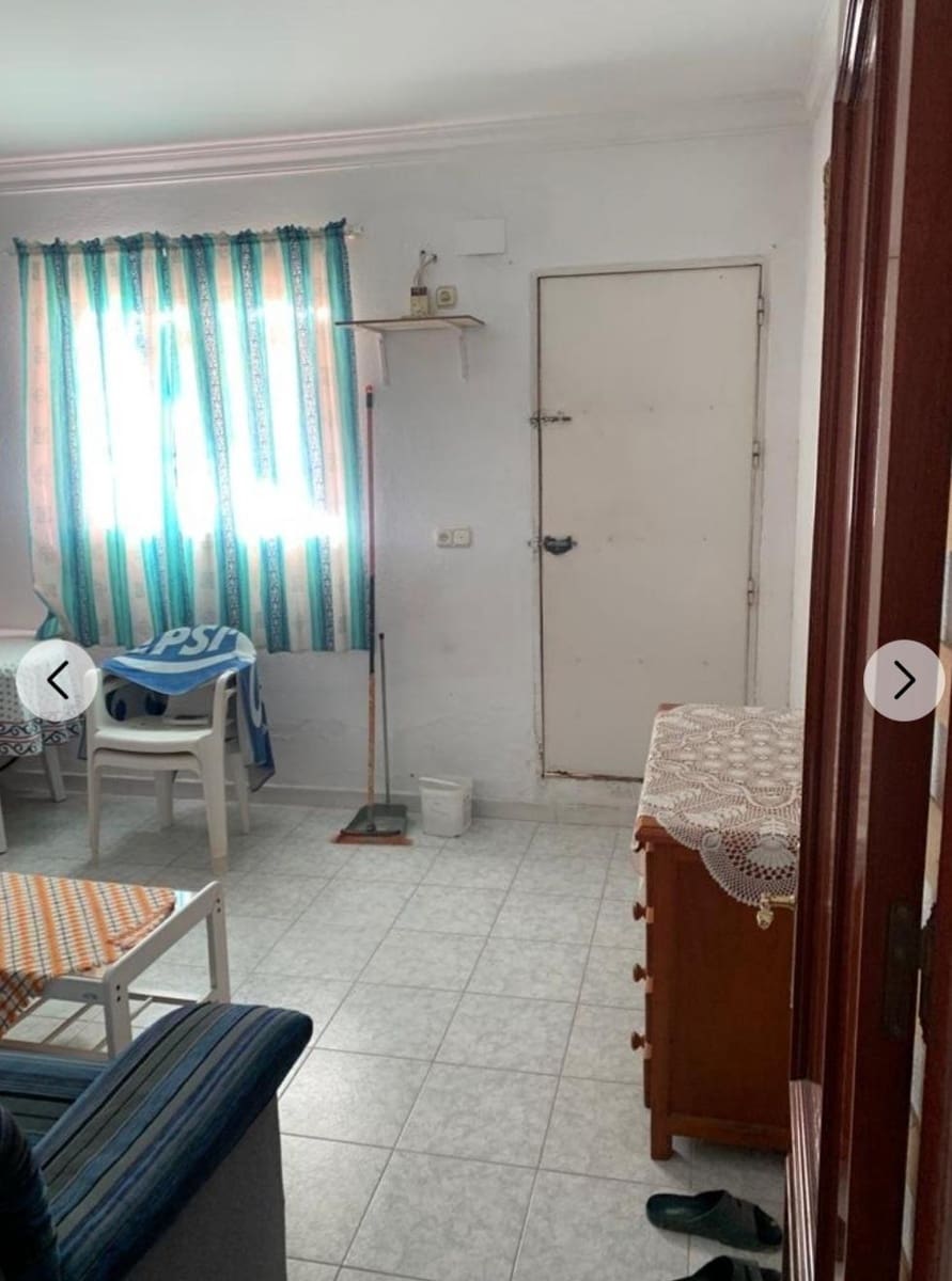 3 quarto Moradia para venda em Chiclana de la Frontera com garagem - 297 000 € (Ref: 8577929)