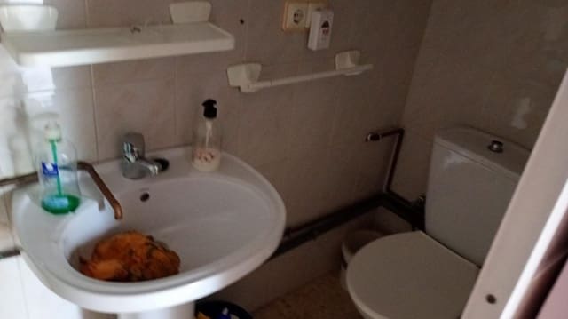 3 soveværelse Erhverv til salg i Asdrúbal - Bahía Blanca, Cádiz by - € 79.000 (Ref: 8581659)