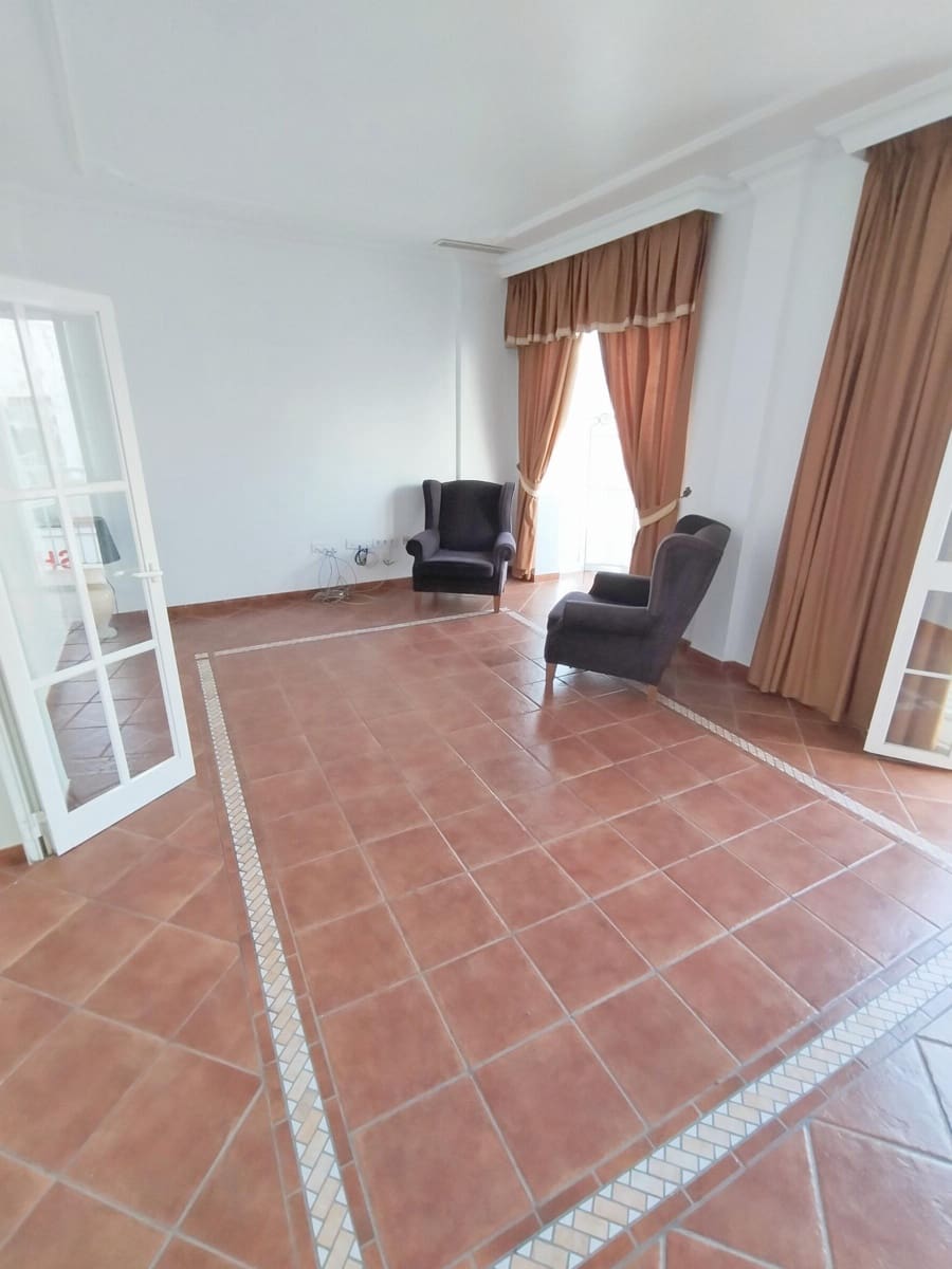 3 chambre Maison de Ville à vendre à San Fernando - 600 000 € (Ref: 8727049)