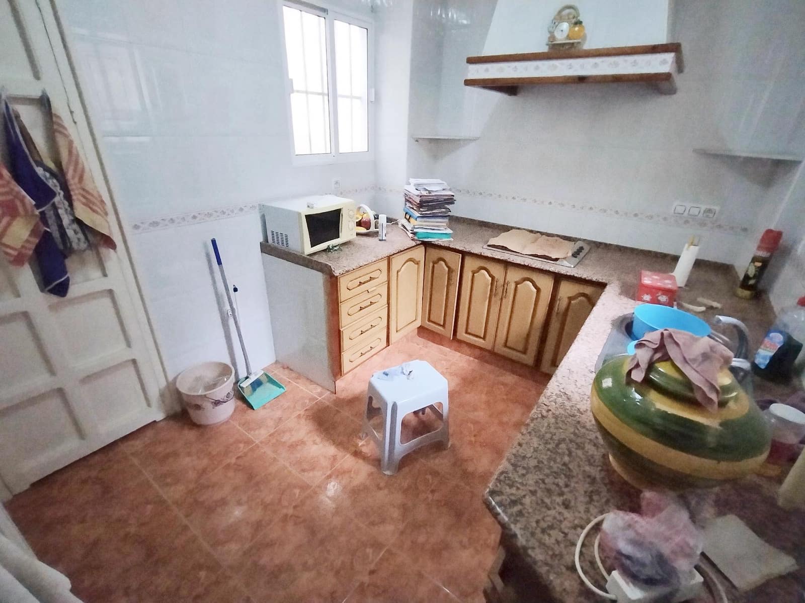 6 soveværelse Byhus til salg i San Fernando med garage - € 290.000 (Ref: 8763457)