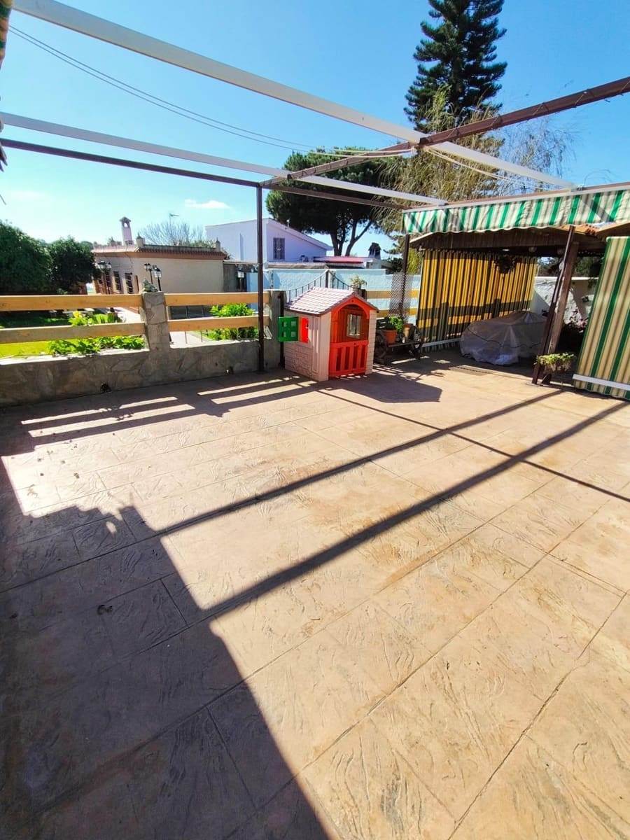 5 soverom Villa til salgs i Chiclana de la Frontera - € 515 000 (Ref: 8817274)