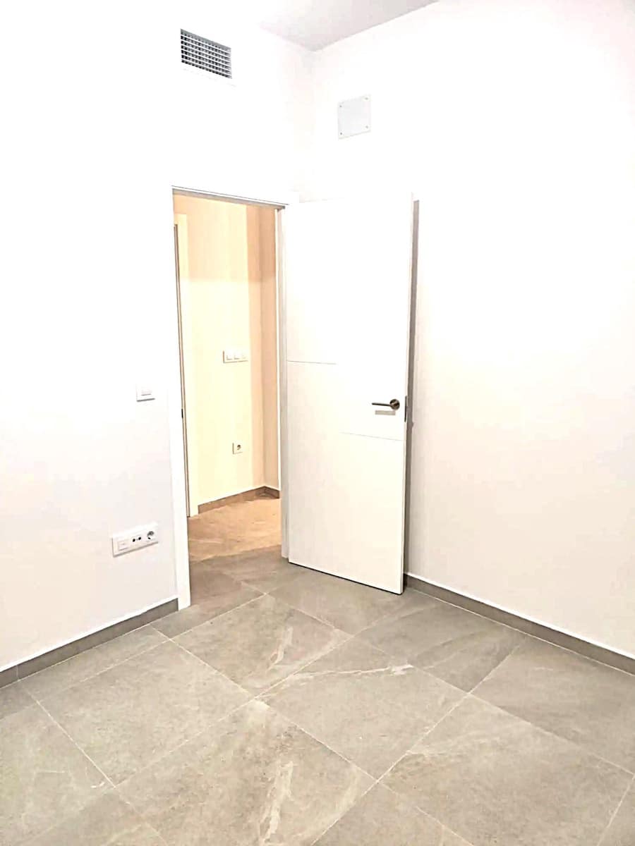 2 slaapkamer Appartement te koop in Conil de la Frontera - € 245.000 (Ref: 8923246)