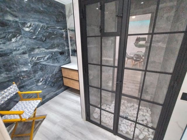 1 quarto Apartamento para venda em Centro Histórico, Cádis cidade - 243 000 € (Ref: 8952374)