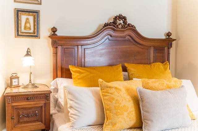 5 makuuhuone Maalaistalo myytävänä paikassa El Bosque - 395 000 € (Ref: 9019626)