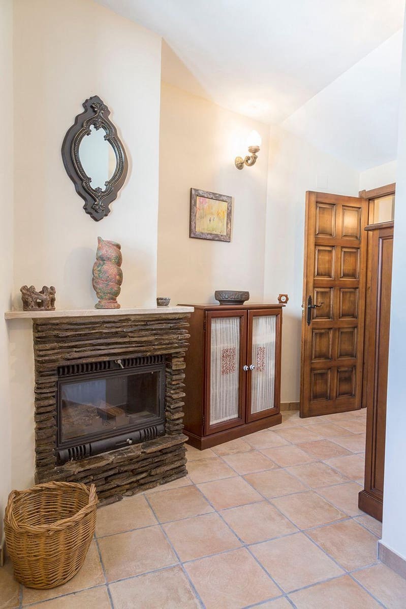 5 soveværelse Finca/Landehus til salg i El Bosque - € 395.000 (Ref: 9019626)