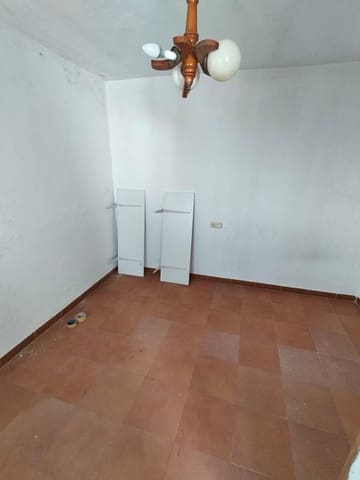 16 soveværelse Byhus til salg i Conil de la Frontera - € 500.000 (Ref: 9034025)