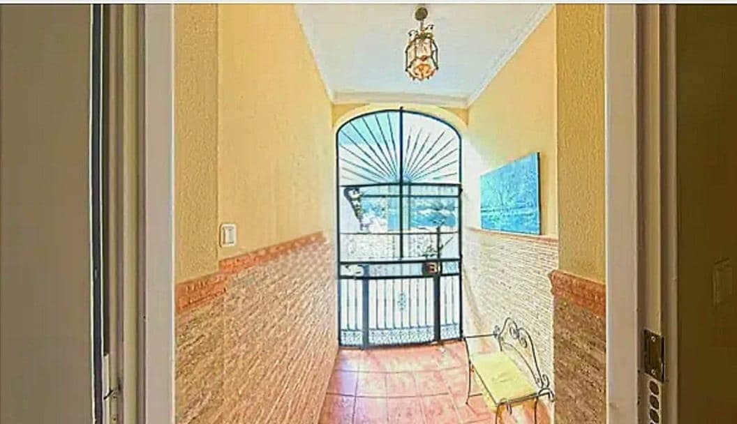 4 chambre Appartement à vendre à San Fernando avec garage - 360 000 € (Ref: 9041411)