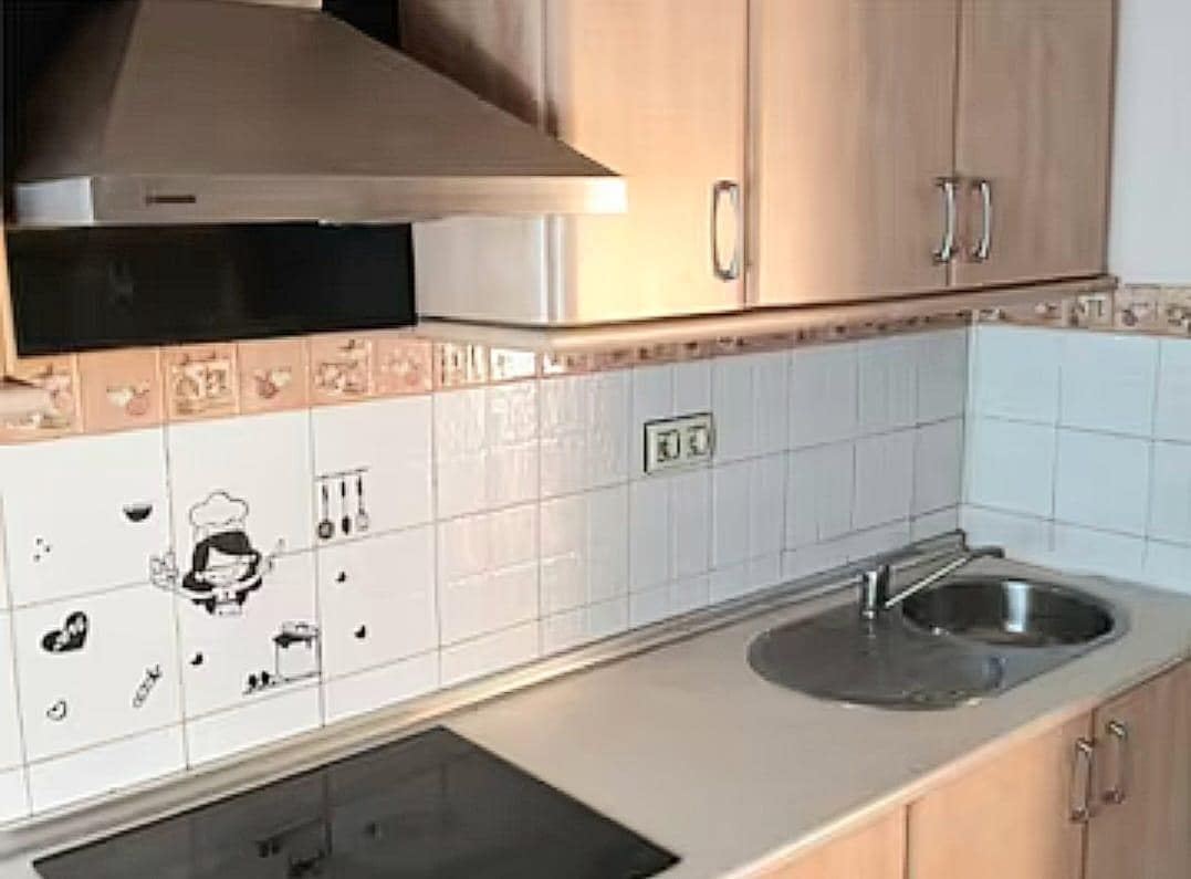 4 soverom Leilighet til salgs i San Fernando - € 165 000 (Ref: 9163240)