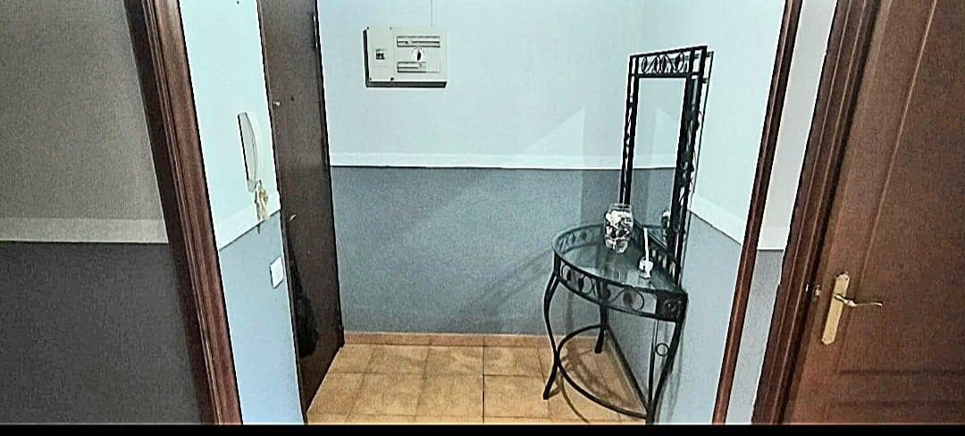 4 soverom Leilighet til salgs i San Fernando - € 165 000 (Ref: 9163240)