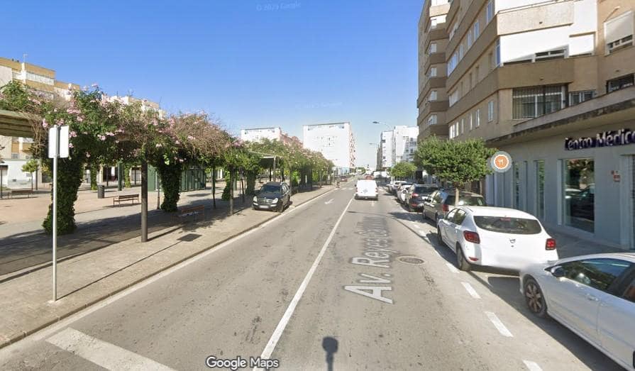 3 soverom Leilighet til salgs i San Fernando med garasje - € 270 000 (Ref: 9246186)