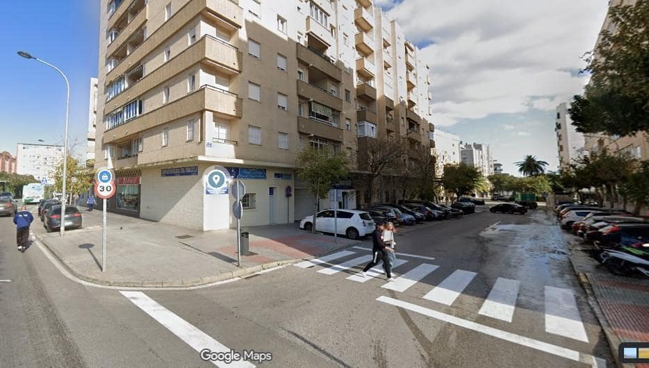 3 soverom Leilighet til salgs i San Fernando med garasje - € 270 000 (Ref: 9246186)