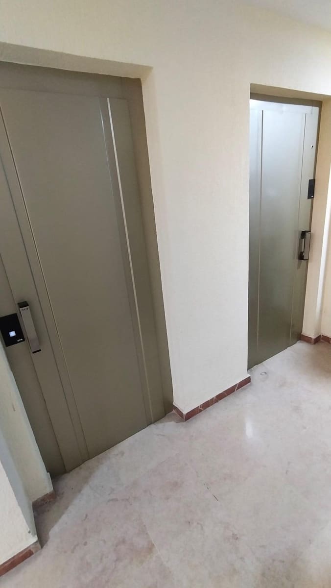 3 soverom Leilighet til salgs i San Fernando - € 195 000 (Ref: 9262003)