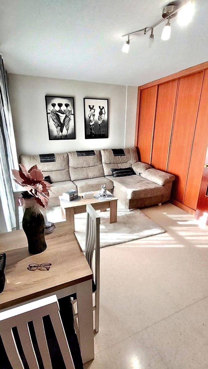 3 soverom Leilighet til salgs i San Fernando - € 195 000 (Ref: 9262003)