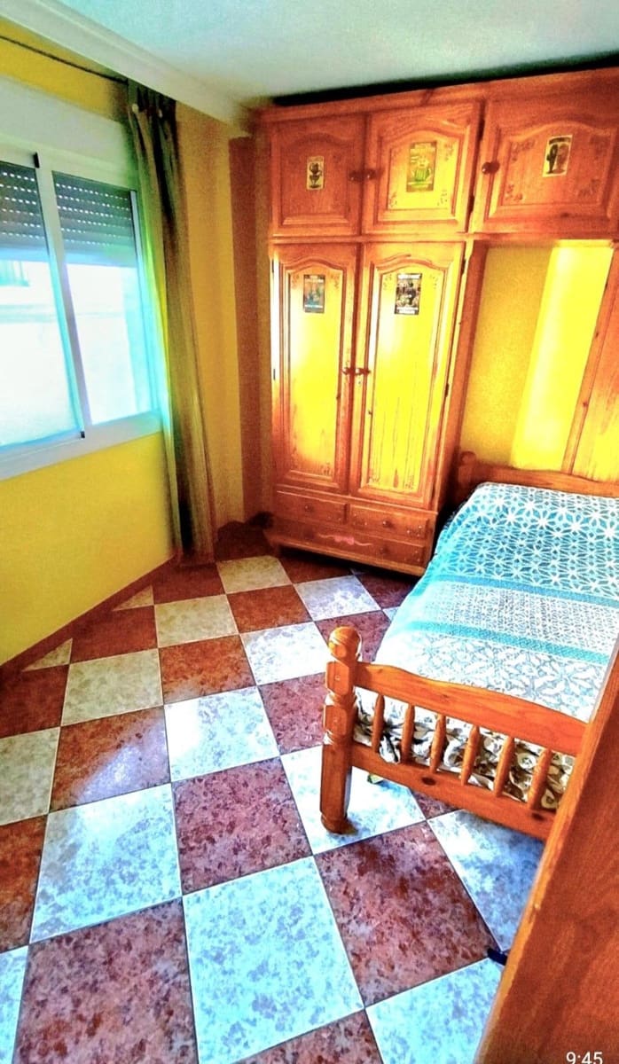 4 chambre Appartement à vendre à San Fernando - 225 000 € (Ref: 9378496)