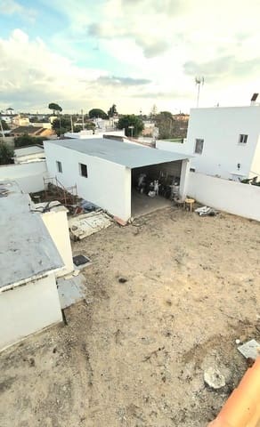 4 soveværelse Villa til salg i Chiclana de la Frontera med garage - € 320.000 (Ref: 9437002)