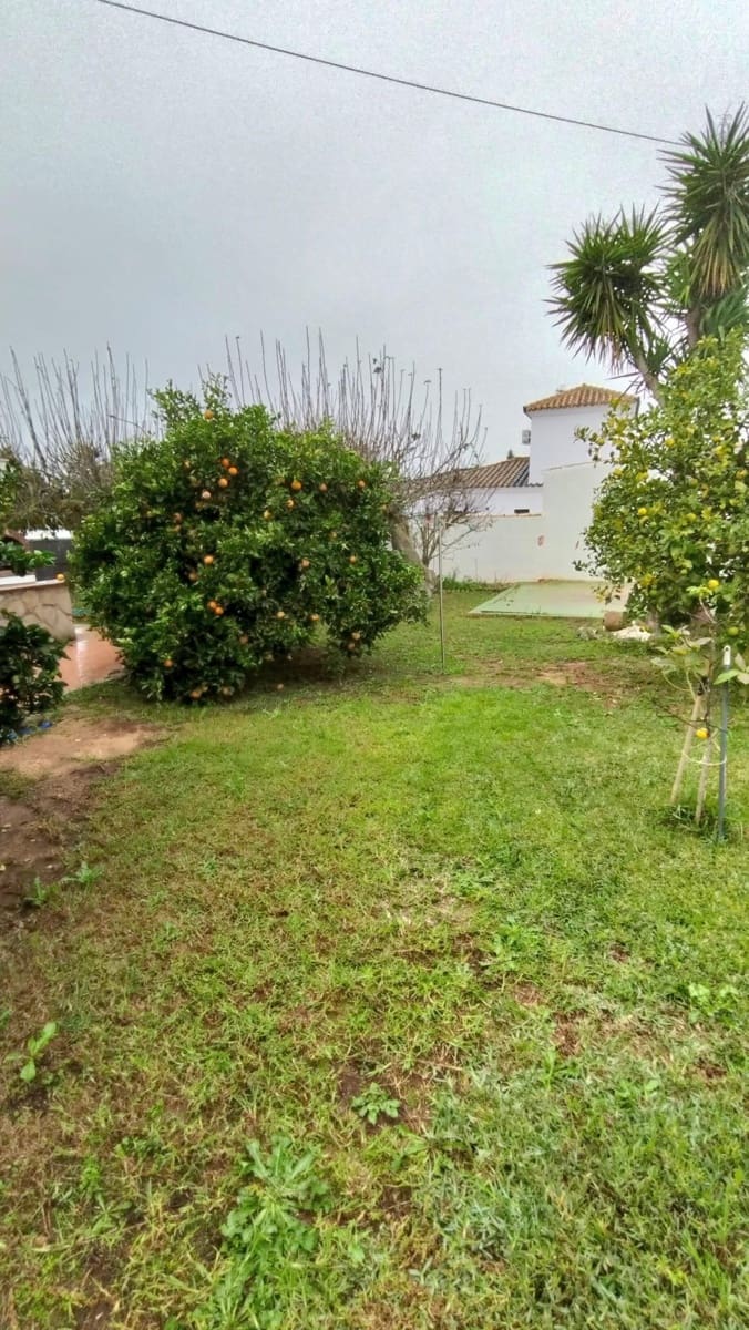 2 soveværelse Villa til salg i Chiclana de la Frontera med garage - € 225.000 (Ref: 9437003)