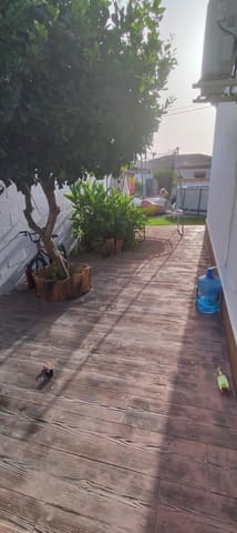 3 soveværelse Villa til salg i Chiclana de la Frontera med garage - € 280.000 (Ref: 9438911)