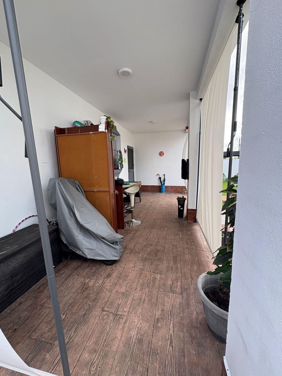 3 soveværelse Villa til salg i Chiclana de la Frontera med garage - € 280.000 (Ref: 9438911)