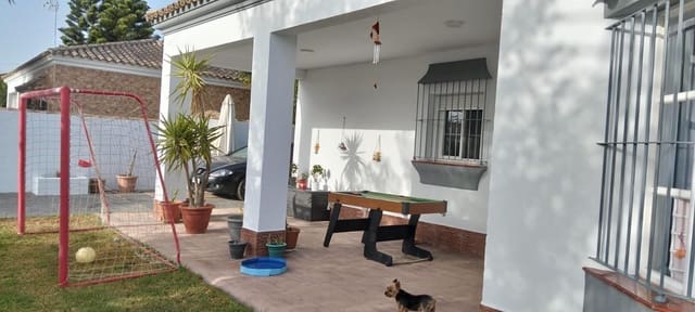 3 soveværelse Villa til salg i Chiclana de la Frontera med garage - € 280.000 (Ref: 9438911)